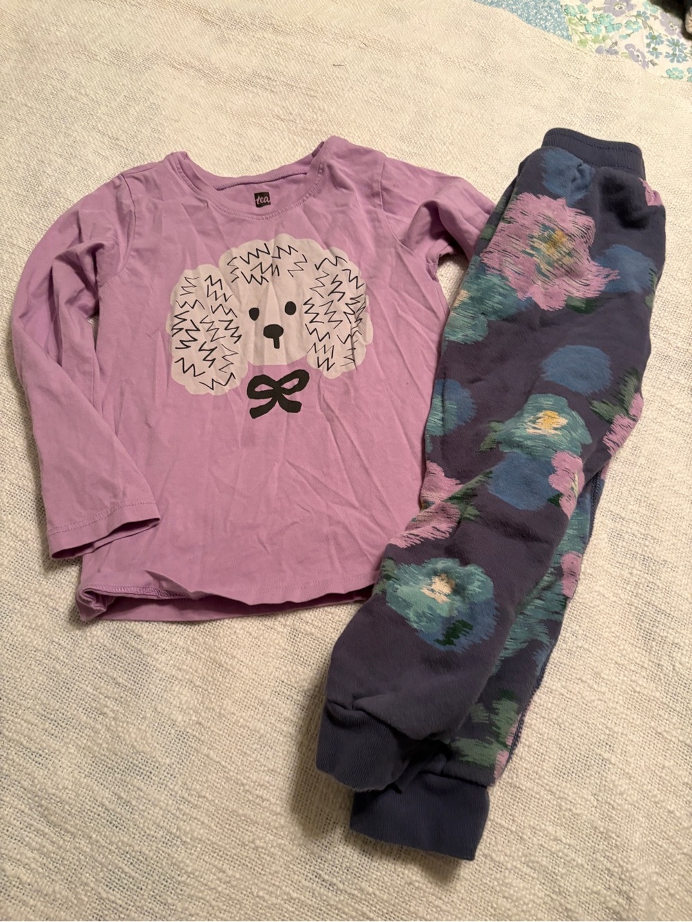 Tea Collection Purple Floral set Lavender Top & Navy Floral Pants size 4